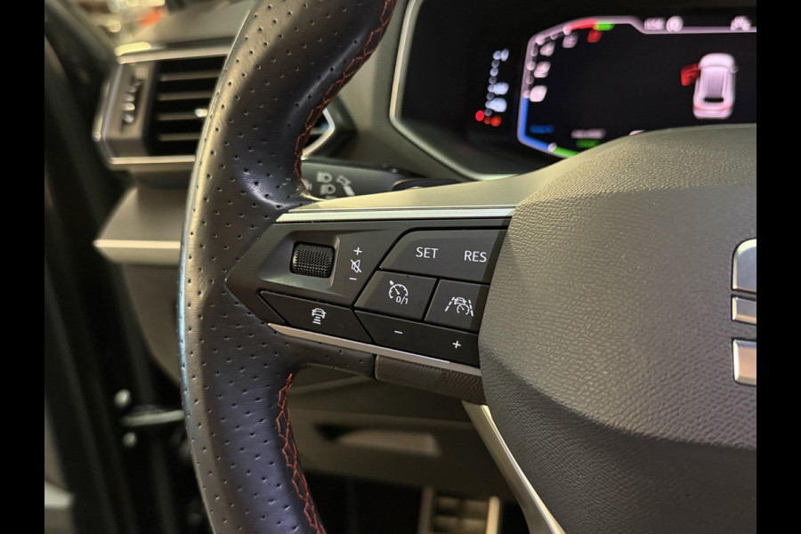 Seat Tarraco 1.4 TSI e-Hybrid PHEV FR Business FABRIEKSGARANTIE 03-2028 20"/Panoramadak/Trekhaak/360 camera/Keyless/Dodehoek/Elektrische klep/Stuur + stoelverwarming v+a