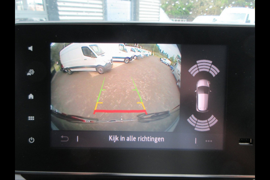 Renault Trafic 2.0 dCi 130 T29 L2H1 DC Work Edition