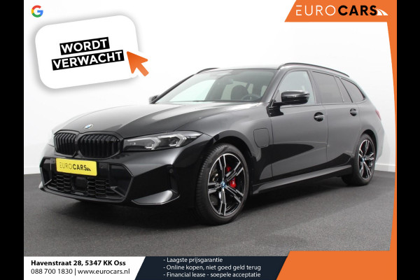 BMW 3 Serie Touring 330e M-Sport PHEV Digitale Cockpit Climate control Stoel verwarming LED Sfeer verlichting Lichtmetalen velgen Navigatie Apple carplay/ Android auto Parkeersensoren