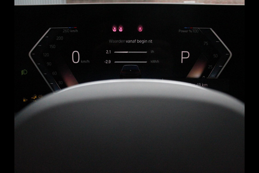BMW 3 Serie Touring 330e M-Sport PHEV Digitale Cockpit Climate control Stoel verwarming LED Sfeer verlichting Lichtmetalen velgen Navigatie Apple carplay/ Android auto Parkeersensoren