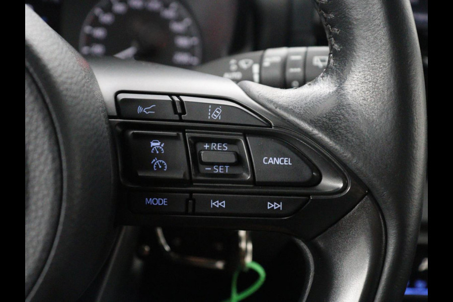 Toyota Yaris 1.5 Hybrid Active | 5-deurs | Adaptive cruise | Camera | Park assist | Climate control | Bluetooth