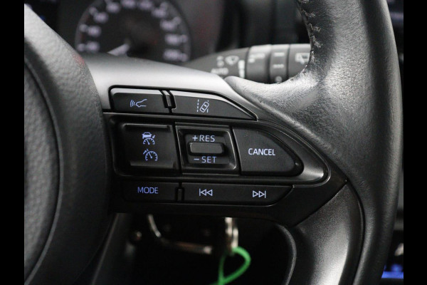 Toyota Yaris 1.5 Hybrid Active | 5-deurs | Adaptive cruise | Camera | Park assist | Climate control | Bluetooth