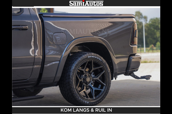 Dodge Ram LIMITED 5.7 V8 402PK | HUD | 4PL WHEELS | LUCHTVERING |OPEN UILAAT KLEP | BOM VOL | GRANITE CRYSTAL | DC | CREW CAB | DUBBELE CABINE | 5 PERSOONS GRIJSKENTEKEN | EERSTE EIGENAAR | TOP STAAT 44000 KM |