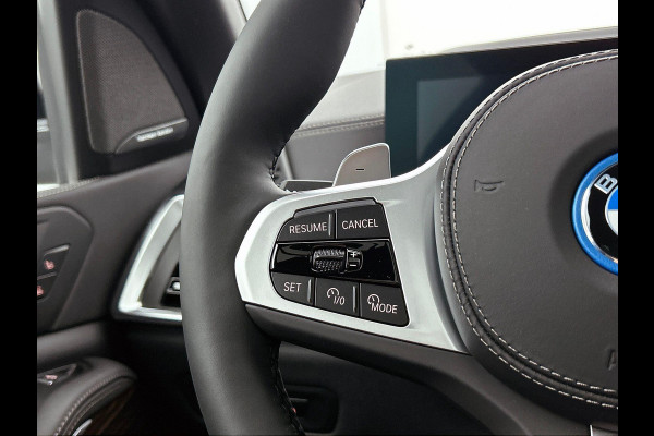 BMW X5 xDrive50e M Sport Pro FULL OPTION!! PANORAMADAK | 22” LMV | MASSAGE | GLOW-GRILLE