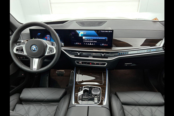 BMW X5 xDrive50e M Sport Pro FULL OPTION!! PANORAMADAK | 22” LMV | MASSAGE | GLOW-GRILLE