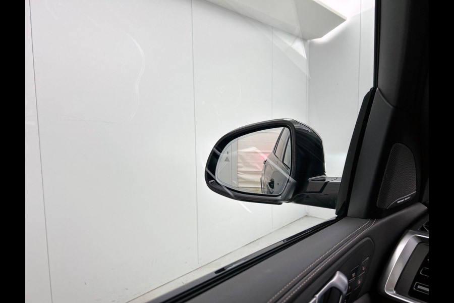 BMW X5 xDrive50e M Sport Pro FULL OPTION!! PANORAMADAK | 22” LMV | MASSAGE | GLOW-GRILLE