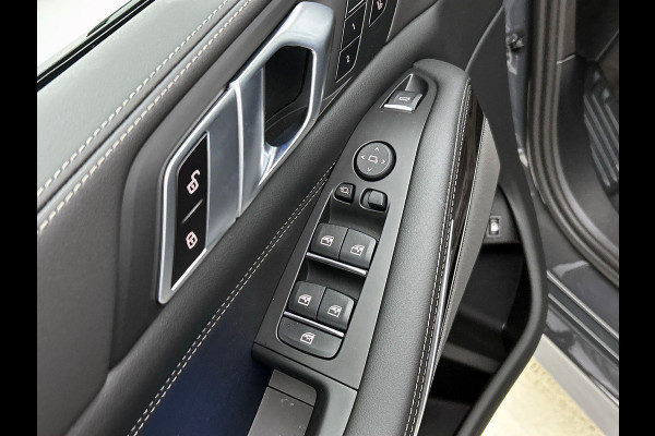 BMW X5 xDrive50e M Sport Pro FULL OPTION!! PANORAMADAK | 22” LMV | MASSAGE | GLOW-GRILLE
