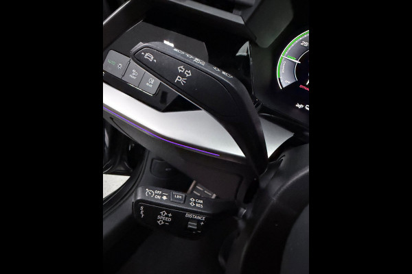 Audi A3 Sportback 45 TFSI e 3 X S-LINE S3 LOOK RS-STOELEN PANO/SFEERVERL/V-COCKPIT/NAVI/CARPLAY/DAB///