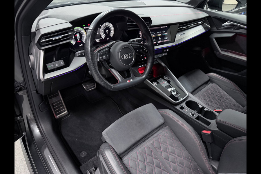 Audi A3 Sportback 45 TFSI e 3 X S-LINE S3 LOOK RS-STOELEN PANO/SFEERVERL/V-COCKPIT/NAVI/CARPLAY/DAB///