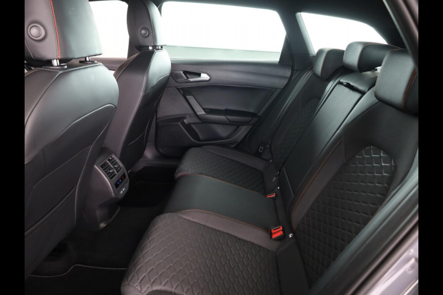 Seat Leon Sportstourer FR Business 1.5 TSI eHybrid 204pk | 18 inch lichtmetalen velgen