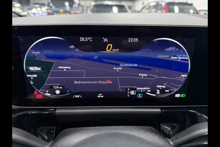 Mercedes-Benz B-Klasse 180 AMG-EDITION PREMIUM PLUS 19'' PANO/BURMESTER/STOEL-M/SFEERVERL/360CAM/DAB/CARPLAY///