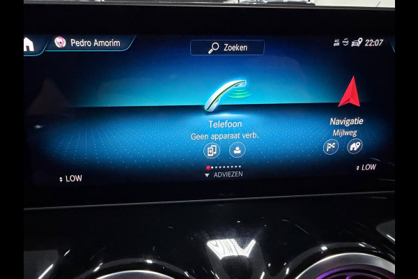 Mercedes-Benz B-Klasse 180 AMG-EDITION PREMIUM PLUS 19'' PANO/BURMESTER/STOEL-M/SFEERVERL/360CAM/DAB/CARPLAY///