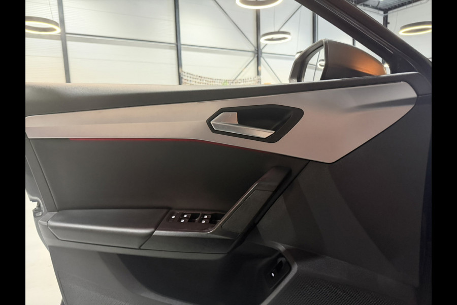 Seat Leon Sportstourer 1.5 eTSI FR Garantie|Trekhaak|1e Eigenaar|ACC|Camera|CarPlay|Rijklaar