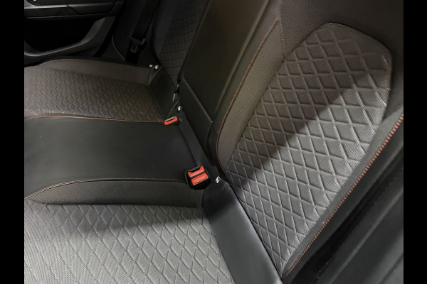 Seat Leon Sportstourer 1.5 eTSI FR Garantie|Trekhaak|1e Eigenaar|ACC|Camera|CarPlay|Rijklaar