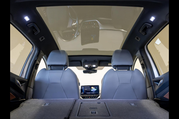 Volkswagen ID.4 Max 77 kWh 204pk / Head up display / Panoramadak / Trekhaak / Memory / Achteruitrijcamera / Navigatie / Apple carplay /