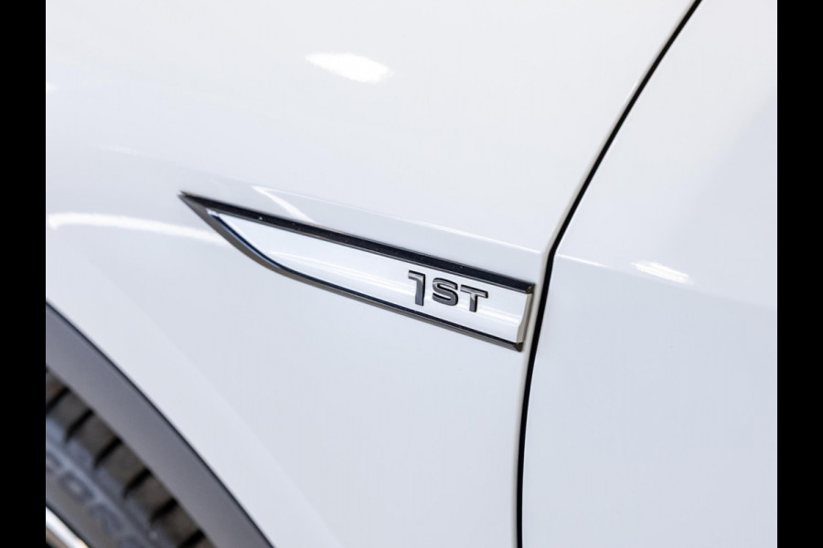 Volkswagen ID.4 Max 77 kWh 204pk / Head up display / Panoramadak / Trekhaak / Memory / Achteruitrijcamera / Navigatie / Apple carplay /