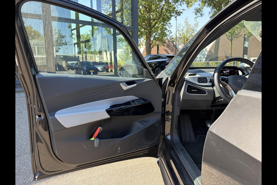 Volkswagen ID.3 Pro Edition Advantage 58 kWh 25.000 NAP | ORIGINEEL NL AUTO | VOLKSWAGEN DEALER ONDERHOUDEN | STOEL + STUURWIELVERWARMING | CAMERA | PDC | ADAPTIVE CRUISE | RIJKLAAR GELEVERD MET 12 MND BOVAG GARANTIE