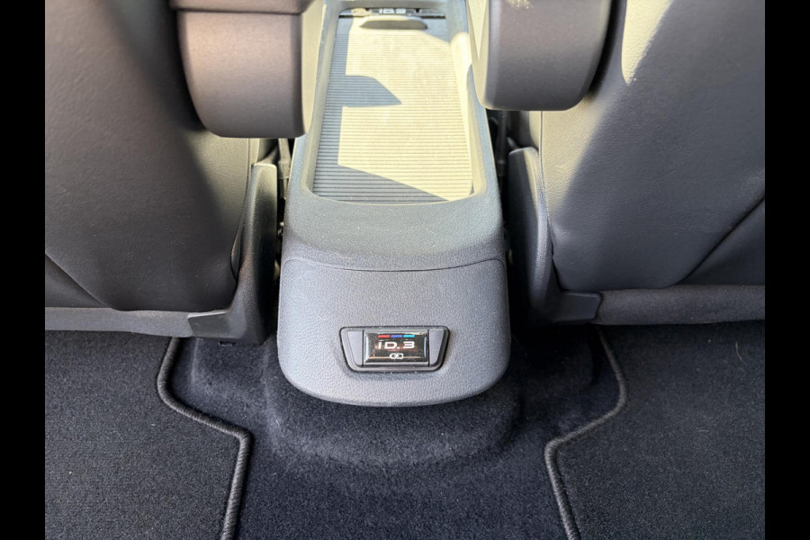 Volkswagen ID.3 Pro Edition Advantage 58 kWh 25.000 NAP | ORIGINEEL NL AUTO | VOLKSWAGEN DEALER ONDERHOUDEN | STOEL + STUURWIELVERWARMING | CAMERA | PDC | ADAPTIVE CRUISE | RIJKLAAR GELEVERD MET 12 MND BOVAG GARANTIE