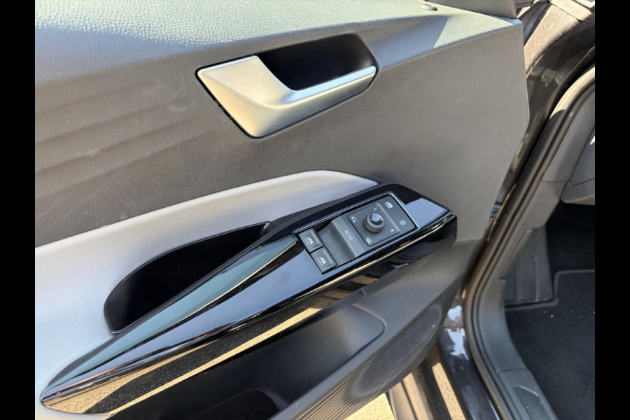 Volkswagen ID.3 Pro Edition Advantage 58 kWh 25.000 NAP | ORIGINEEL NL AUTO | VOLKSWAGEN DEALER ONDERHOUDEN | STOEL + STUURWIELVERWARMING | CAMERA | PDC | ADAPTIVE CRUISE | RIJKLAAR GELEVERD MET 12 MND BOVAG GARANTIE