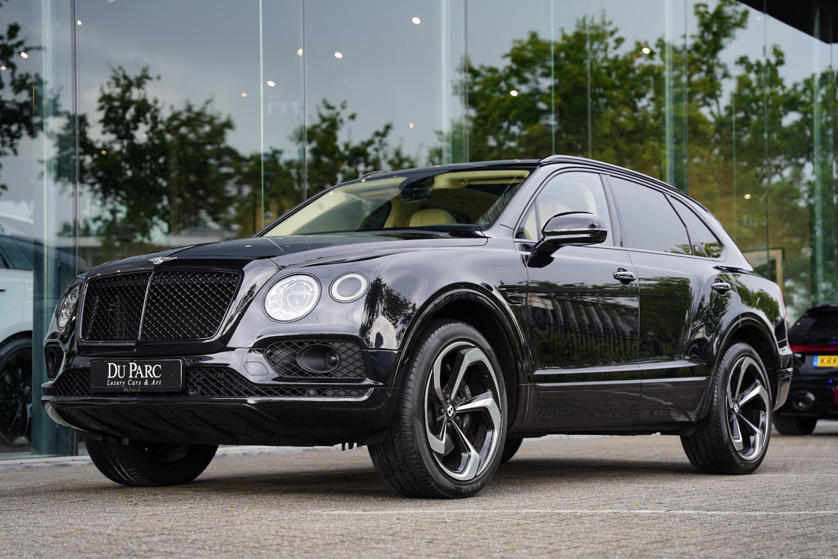 Bentley Bentayga 4.0 V8 / Beige Leder / NAIM
