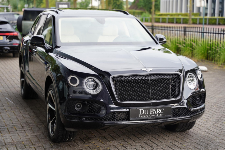 Bentley Bentayga 4.0 V8 / Beige Leder / NAIM