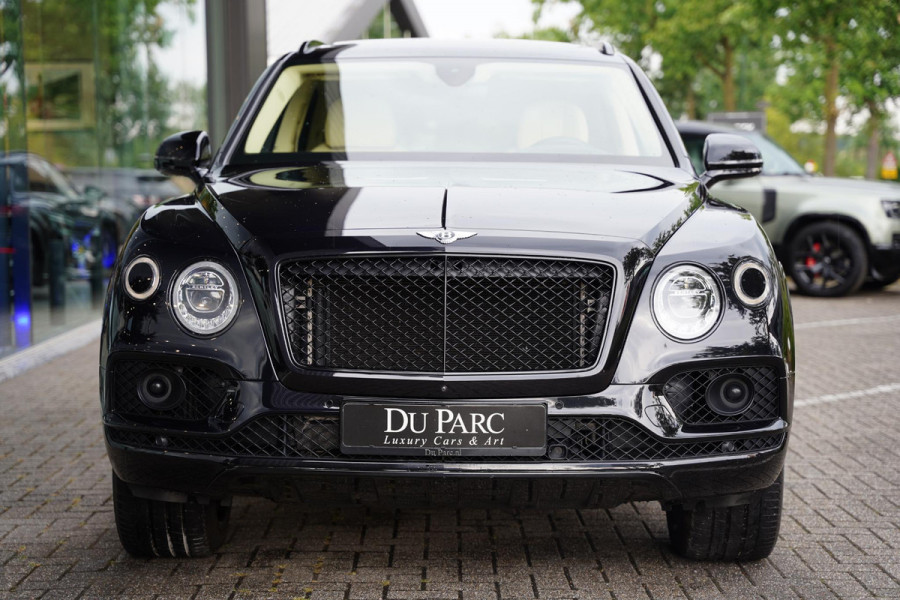 Bentley Bentayga 4.0 V8 / Beige Leder / NAIM