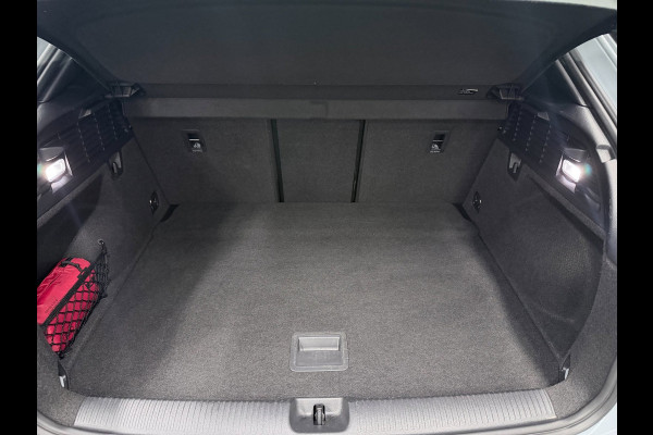 Audi Q2 35 TFSI S Edition 19'' PANO/V-COCKPIT/B&O/LEDER/CAM/DAB/CARPLAY/SFEERVERL///