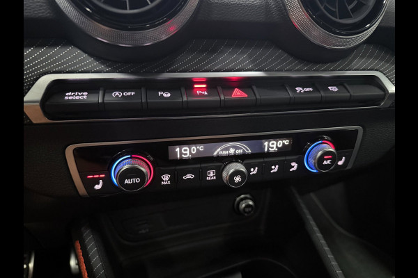 Audi Q2 35 TFSI S Edition 19'' PANO/V-COCKPIT/B&O/LEDER/CAM/DAB/CARPLAY/SFEERVERL///