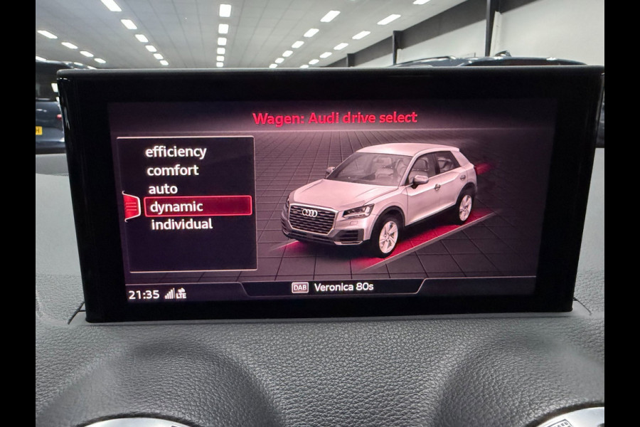 Audi Q2 35 TFSI S Edition 19'' PANO/V-COCKPIT/B&O/LEDER/CAM/DAB/CARPLAY/SFEERVERL///
