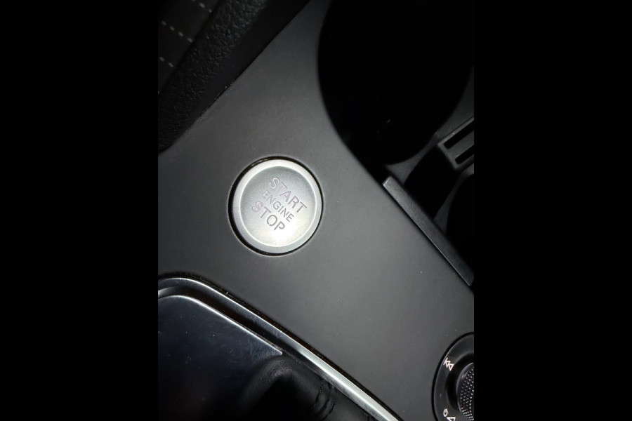 Audi Q2 35 TFSI S Edition 19'' PANO/V-COCKPIT/B&O/LEDER/CAM/DAB/CARPLAY/SFEERVERL///