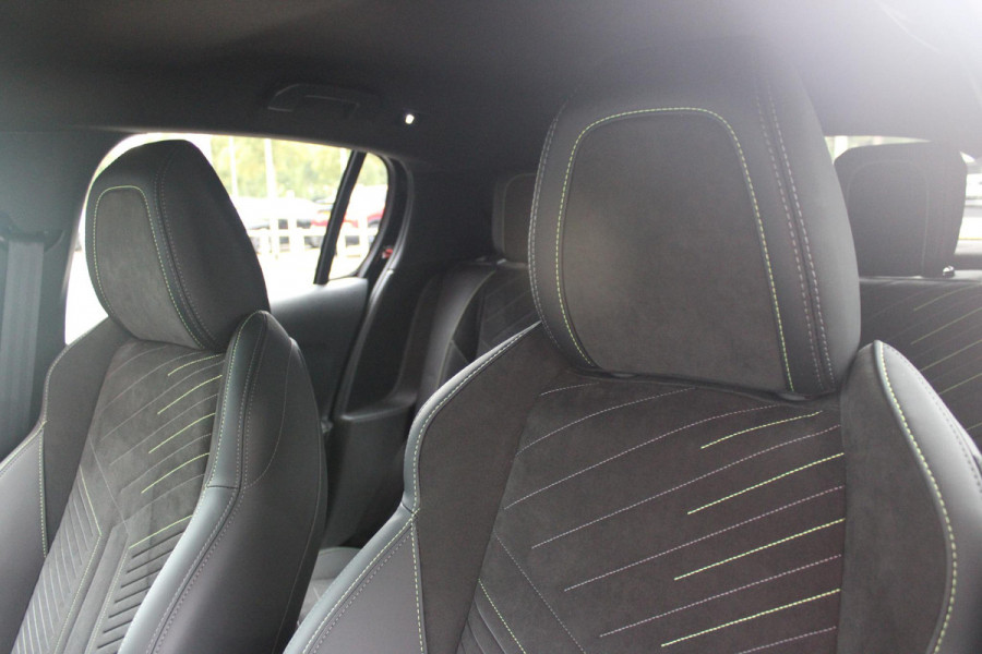 Peugeot 208 1.2 Hybrid 145PK AUTOMAAT GT | ELEKTRISCH BEDIENBARE BESTUURDERSSTOEL MET MASSAGE FUNCTIE | ALCANTARA BEKLEDING | STOEL VERWARMING | ADAPTIVE CRUISE CONTROL | DAB+ RADIO | APPLE CARPLAY/ANDROID AUTO | FULL LED KOPLAMPEN | KEYLESS ENTRY/START | 17" LICHTMETALEN VELGEN | CLIMATE CONTROL | PARKEERSENSOREN VOOR + ACHTER | CAMERA VOOR + ACHTER | DODEHOEK DETECTIE |