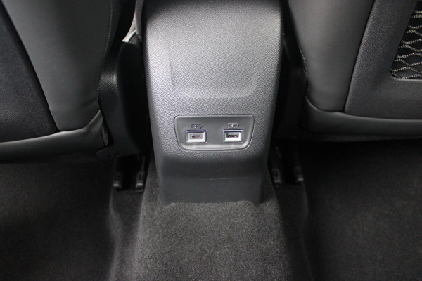 Peugeot 208 1.2 Hybrid 145PK AUTOMAAT GT | ELEKTRISCH BEDIENBARE BESTUURDERSSTOEL MET MASSAGE FUNCTIE | ALCANTARA BEKLEDING | STOEL VERWARMING | ADAPTIVE CRUISE CONTROL | DAB+ RADIO | APPLE CARPLAY/ANDROID AUTO | FULL LED KOPLAMPEN | KEYLESS ENTRY/START | 17" LICHTMETALEN VELGEN | CLIMATE CONTROL | PARKEERSENSOREN VOOR + ACHTER | CAMERA VOOR + ACHTER | DODEHOEK DETECTIE |
