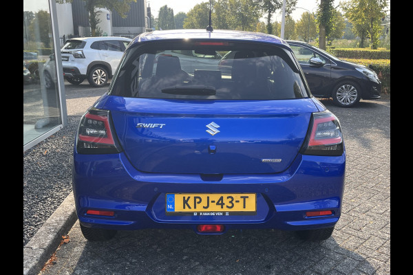 Suzuki Swift 1.2 Smart Hybrid Select | Adapt. Cruise | Camera | Stoelverwarming | 16'' | Dodehoek | Carplay/Android Auto | Smart Entry |