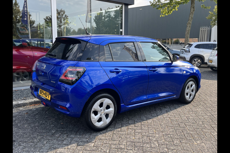 Suzuki Swift 1.2 Smart Hybrid Select | Adapt. Cruise | Camera | Stoelverwarming | 16'' | Dodehoek | Carplay/Android Auto | Smart Entry |