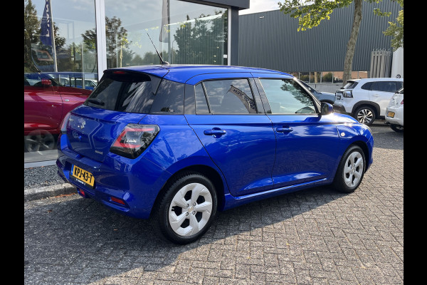 Suzuki Swift 1.2 Smart Hybrid Select | Adapt. Cruise | Camera | Stoelverwarming | 16'' | Dodehoek | Carplay/Android Auto | Smart Entry |