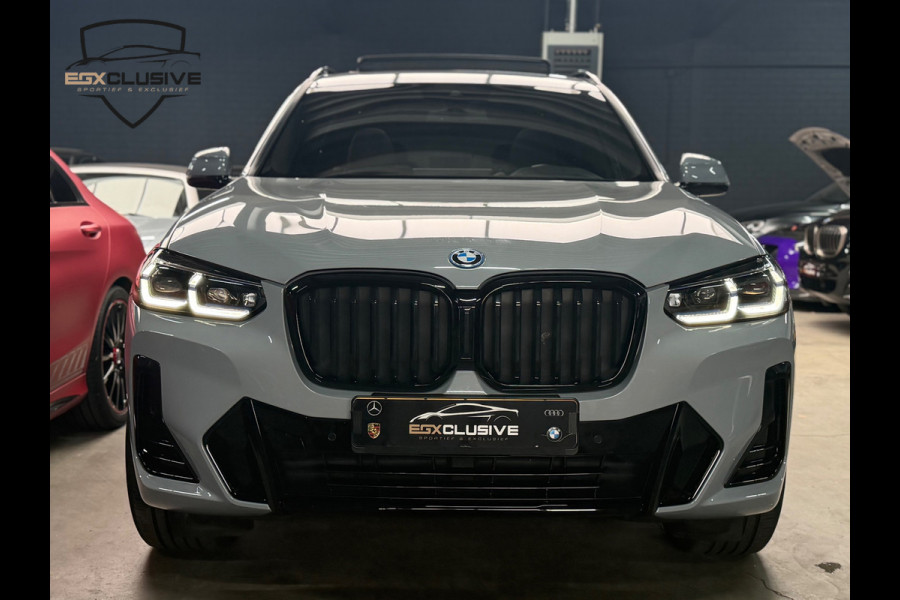 BMW X3 XDrive30e High Executive PANO|CAMERA|HUD|BMW LASER|