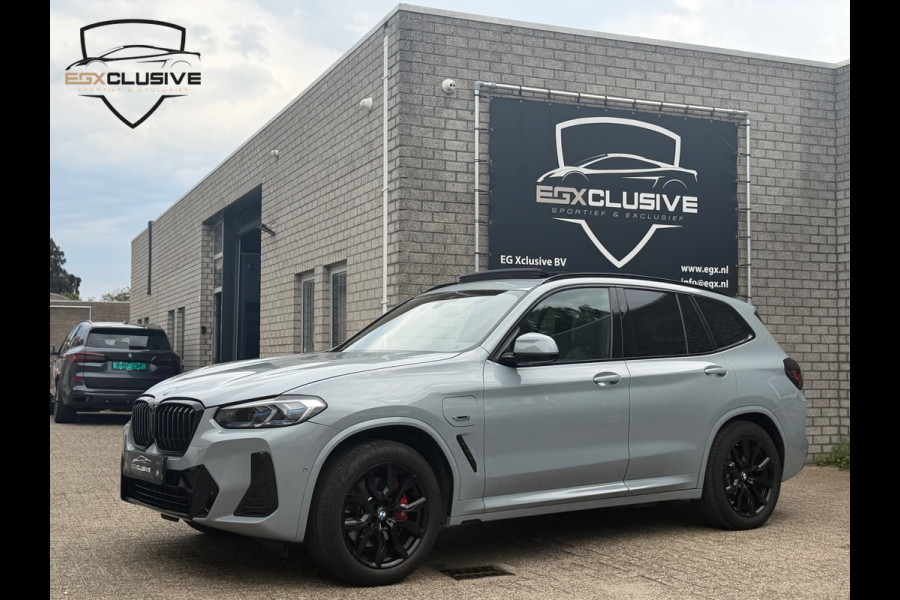 BMW X3 XDrive30e High Executive PANO|CAMERA|HUD|BMW LASER|