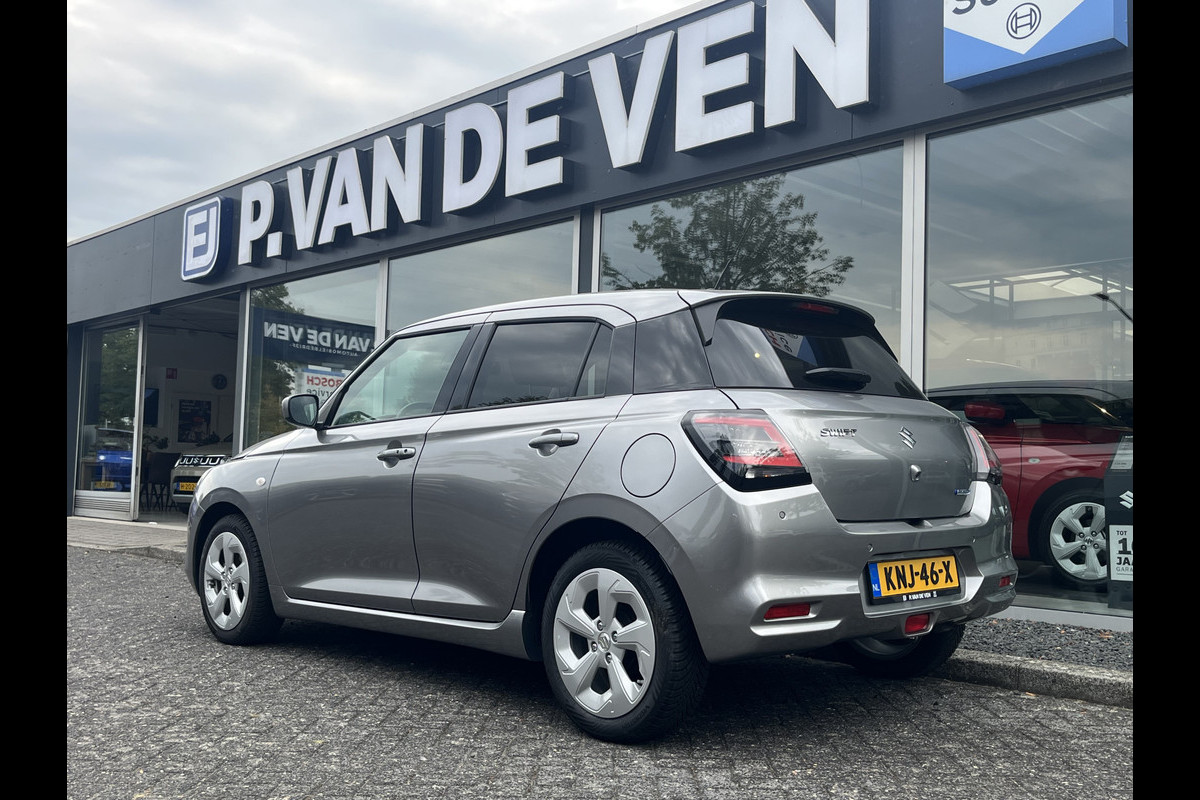 Suzuki Swift 1.2 Smart Hybrid Select | Adapt. Cruise | Camera | Stoelverwarming | 16'' | Dodehoek | Carplay/Android Auto | Smart Entry |
