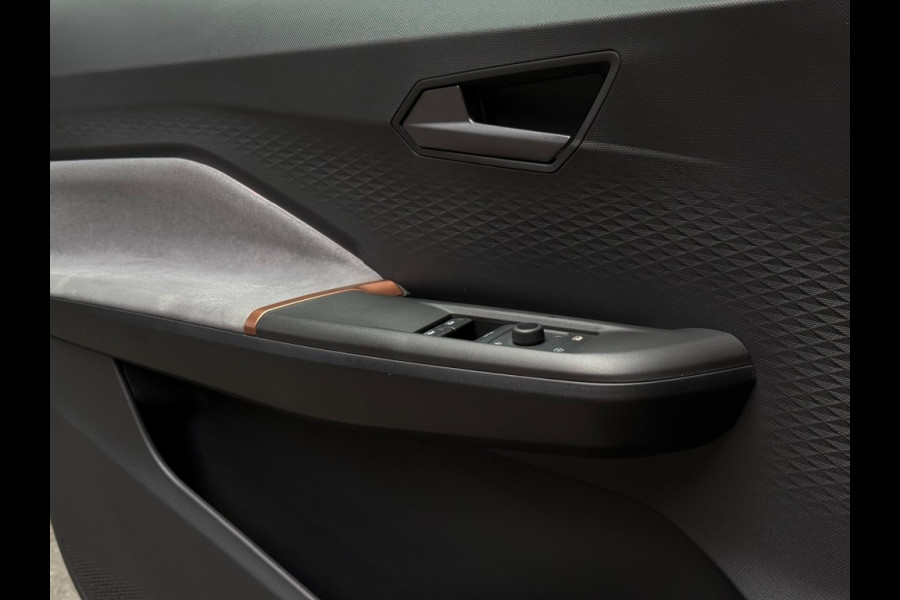 CUPRA Born CUPRA Born 560 km Limited 84 kw Warmtepomp Adaptive cruise control, 360 camera Head-up