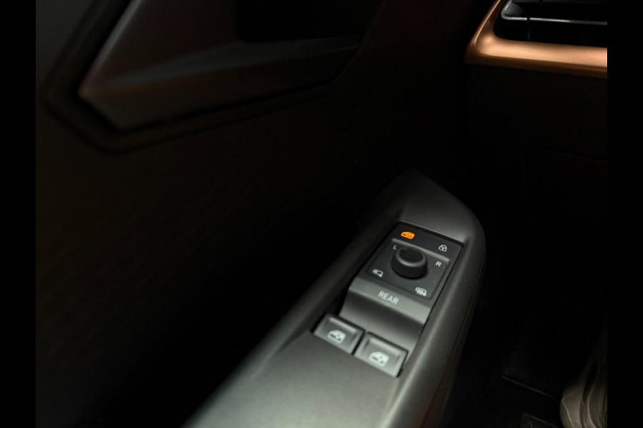 CUPRA Born CUPRA Born 560 km Limited 84 kw Warmtepomp Adaptive cruise control, 360 camera Head-up