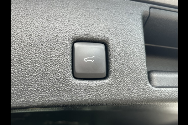 Ford Kuga 2.5 PHEV ST-Line X Diamond Black Package 243pk e-CVT Automaat | NIEUWSTE MODELUPDATE MET BLUECRUISE EN CONNECTIVITY | Ook leverbaar in meerdere kleuren |  Full Options | Pano | BlueCruise | Diamond Black Package | E-Trekhaak | Panodak | Coast-to-Coast M