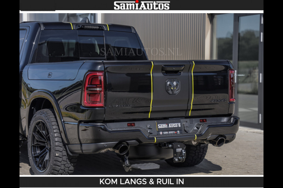 Dodge Ram Limited Night H.O 540HP 706Nm | Massage + Full Option | De Meest Luxe en Volle Pick-Up in zijn Klasse | Comfortabele Dubbele Cabine met Royale 5 Zitplaatsen | BPM vrij | Nu Leverbaar uit Voorraad | Voorraad Nr 2356 - 0990 | De specialist in Amerikaanse pick‑ups in Nederland en Europa.