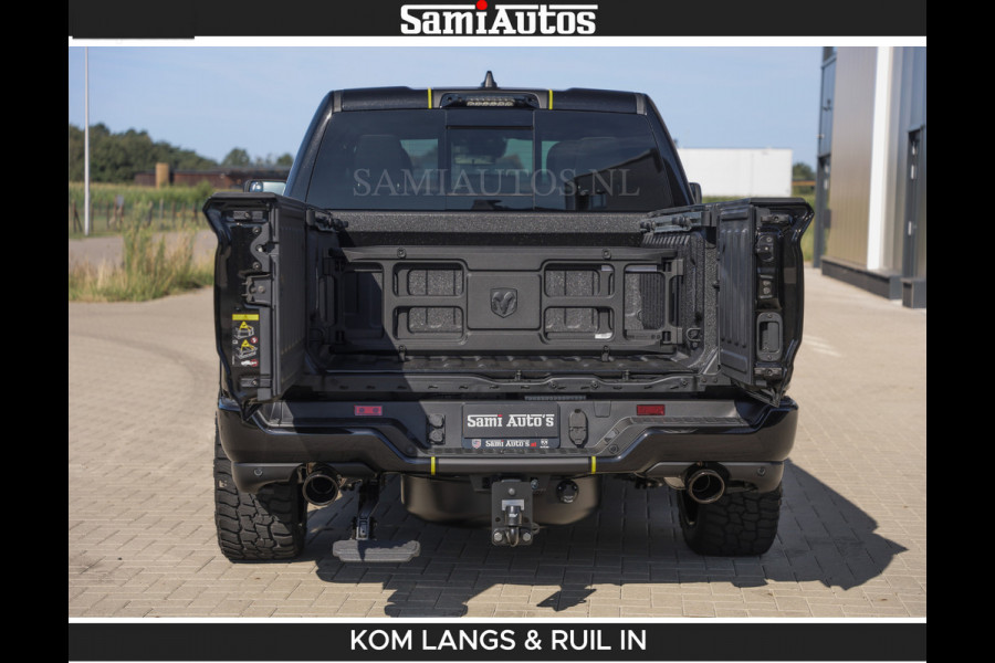 Dodge Ram Limited Night H.O 540HP 706Nm | Massage + Full Option | De Meest Luxe en Volle Pick-Up in zijn Klasse | Comfortabele Dubbele Cabine met Royale 5 Zitplaatsen | BPM vrij | Nu Leverbaar uit Voorraad | Voorraad Nr 2356 - 0990 | De specialist in Amerikaanse pick‑ups in Nederland en Europa.