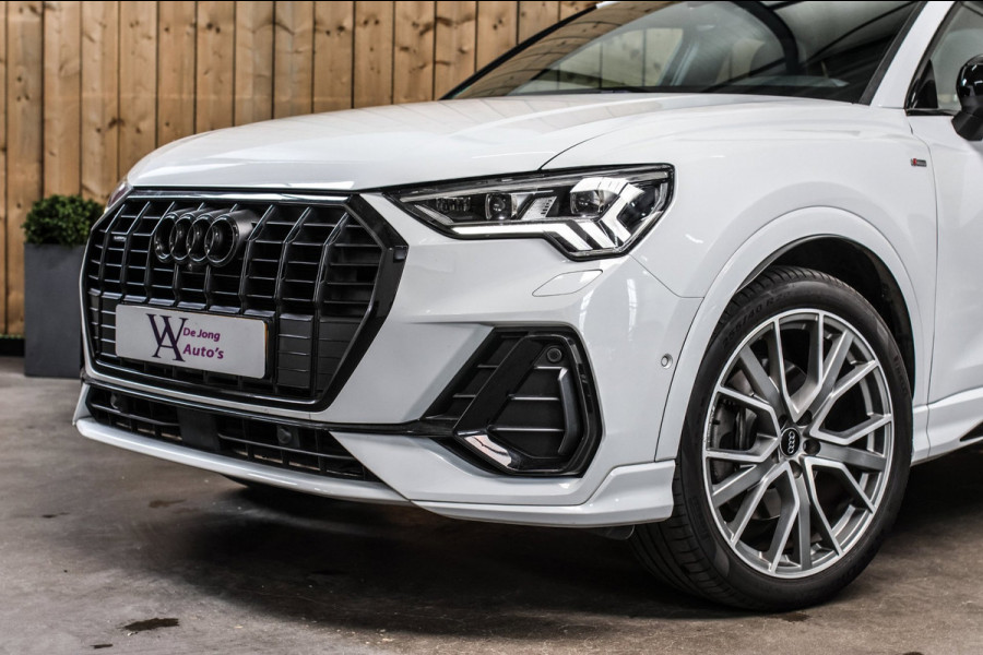 Audi Q3 40 TFSI Quattro S-Line *Pano*360 Camera*Keyless*Trekhaak*