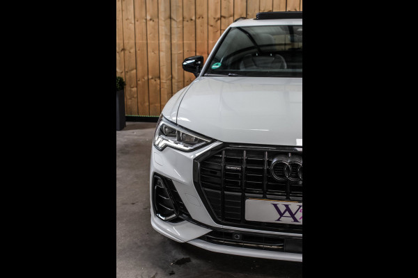 Audi Q3 40 TFSI Quattro S-Line *Pano*360 Camera*Keyless*Trekhaak*