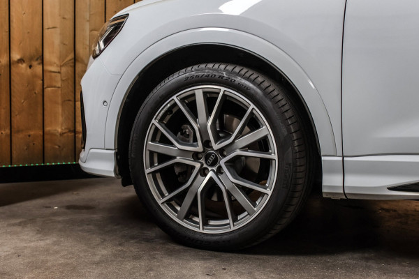 Audi Q3 40 TFSI Quattro S-Line *Pano*360 Camera*Keyless*Trekhaak*