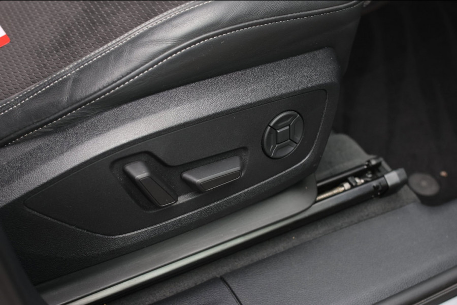 Audi Q3 40 TFSI Quattro S-Line *Pano*360 Camera*Keyless*Trekhaak*
