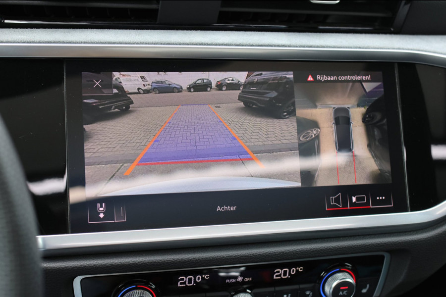 Audi Q3 40 TFSI Quattro S-Line *Pano*360 Camera*Keyless*Trekhaak*
