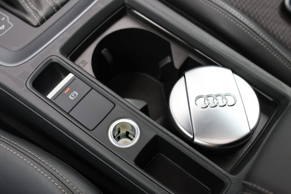 Audi Q3 40 TFSI Quattro S-Line *Pano*360 Camera*Keyless*Trekhaak*