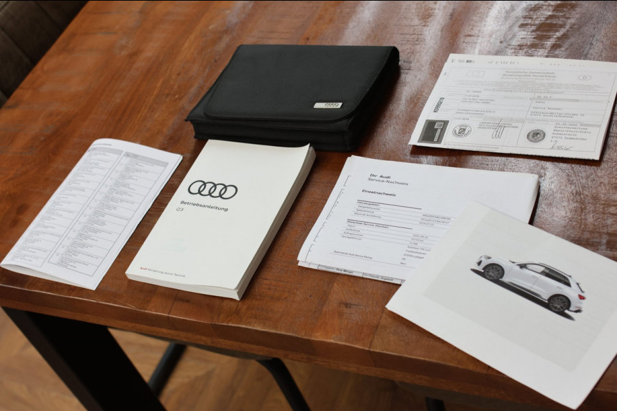 Audi Q3 40 TFSI Quattro S-Line *Pano*360 Camera*Keyless*Trekhaak*